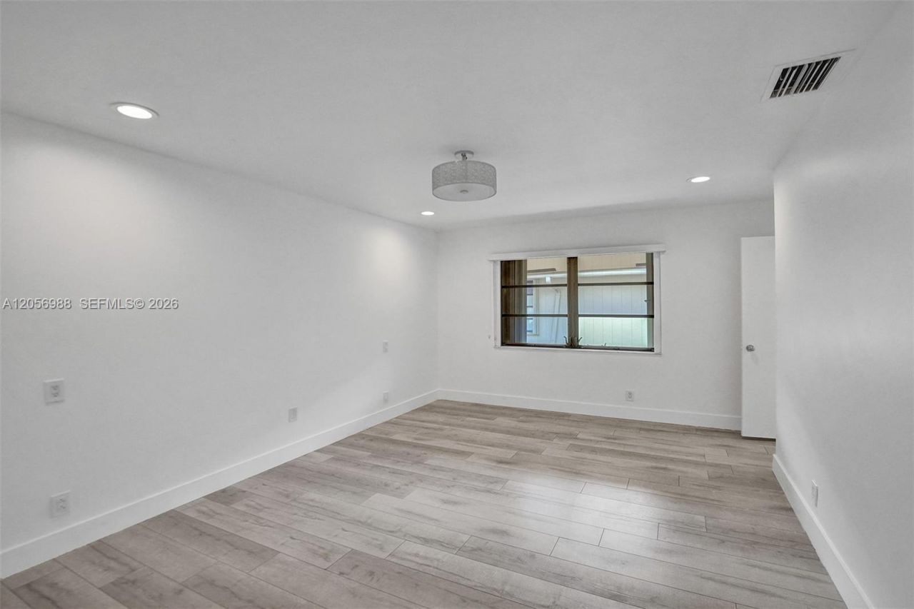 3180 N 36th St, Hollywood, FL 33021 Photo