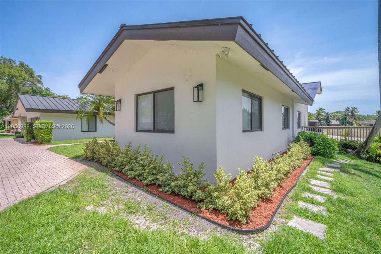 3180 N 36th St, Hollywood, FL 33021 Photo