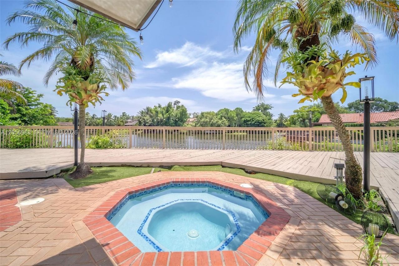 3180 N 36th St, Hollywood, FL 33021 Photo