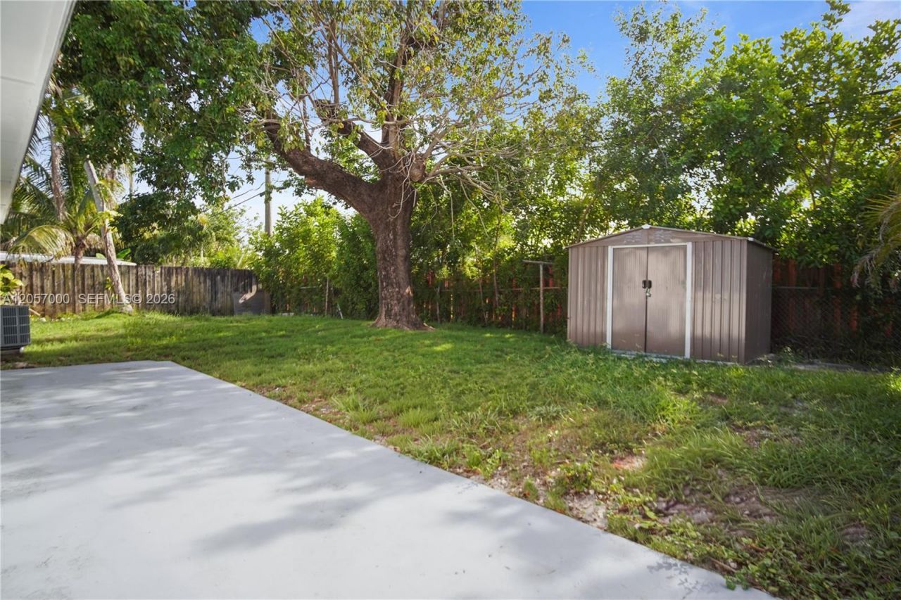 3021 NE 11th Ter , Pompano Beach, FL 33064 Photo