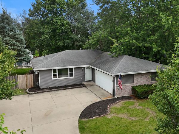 754 Longlane Road , New Lenox, IL 60451