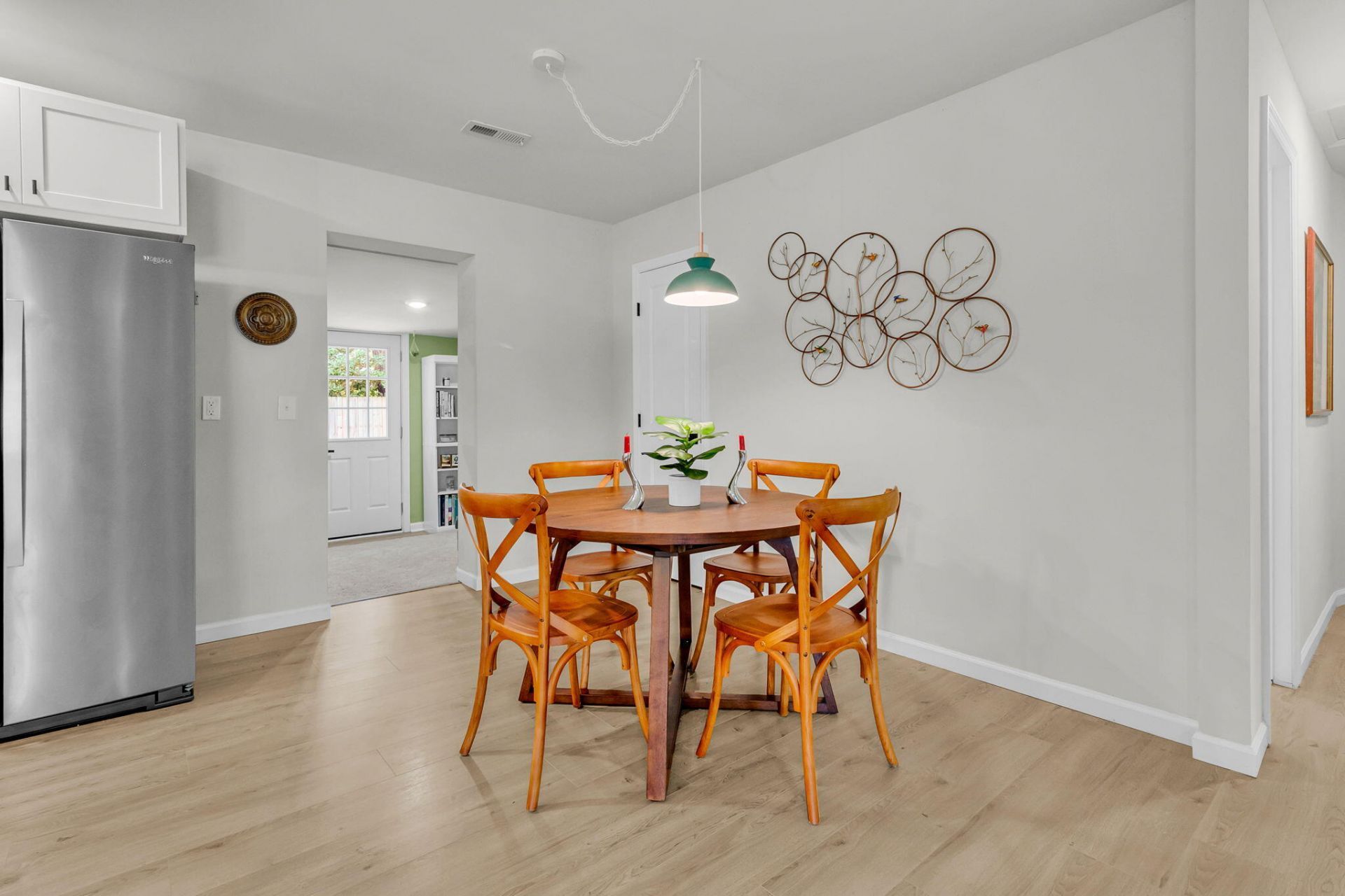 2090 Green Park Avenue Photo 11