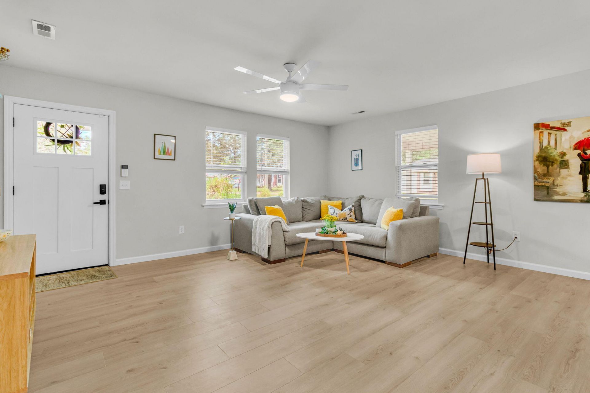 2090 Green Park Avenue Photo 12