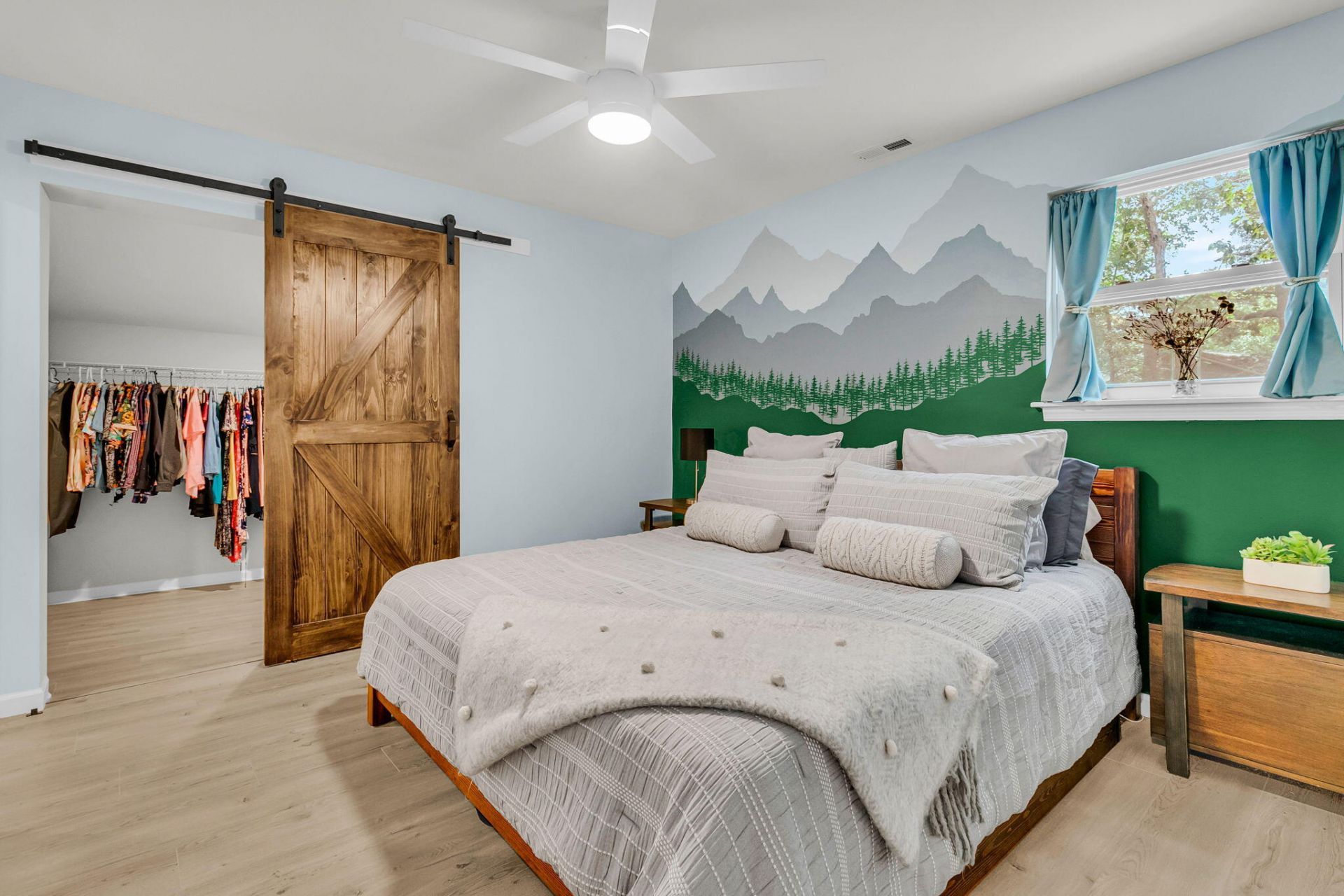 2090 Green Park Avenue Photo 14