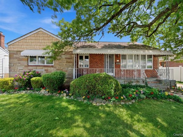 160 Clearmeadow Drive, East Meadow, NY 11554