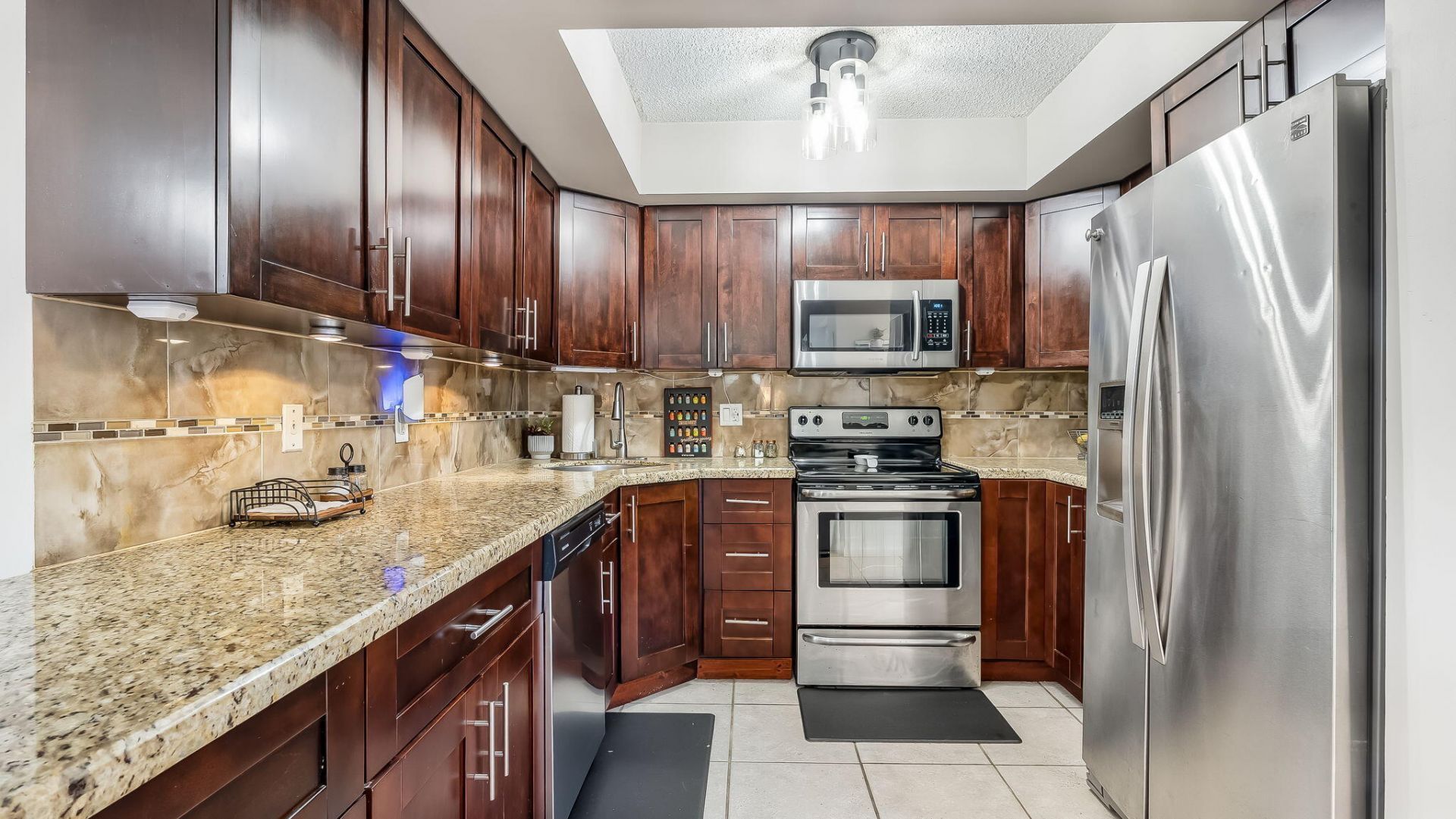 4005 Village Drive, Unit A, Delray Beach, FL 33445 Photo