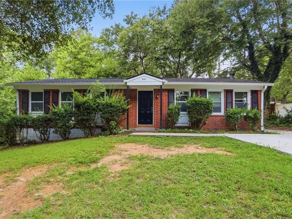 341 Roxbury Drive , Riverdale, GA 30274