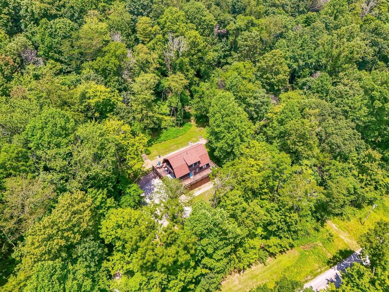 26060 Wildcat Hollow Road, Rockbridge, OH 43149 Photo 4