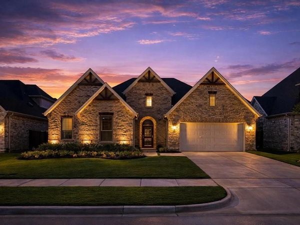 716 Colt Drive, Aubrey, TX 76227