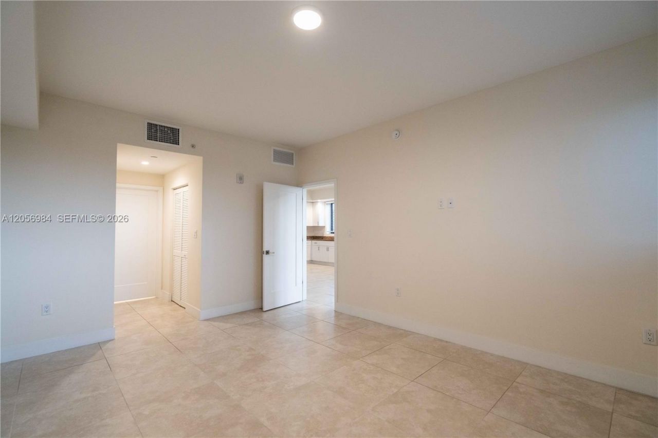 1091 Galiano St, Unit 502, Coral Gables, FL 33134 Photo