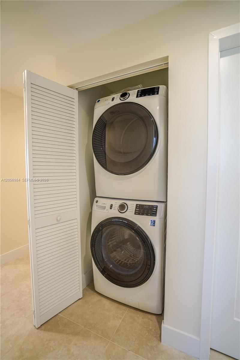 1091 Galiano St , Unit 502, Coral Gables, FL 33134 Photo