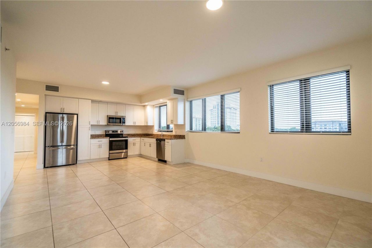 1091 Galiano St, Unit 502, Coral Gables, FL 33134 Photo