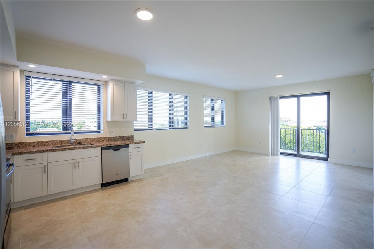 1091 Galiano St , Unit 502, Coral Gables, FL 33134 Photo