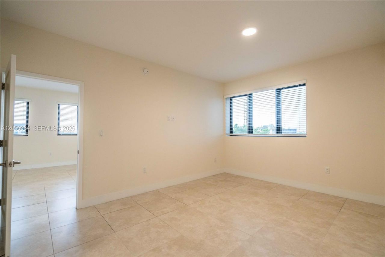 1091 Galiano St, Unit 502, Coral Gables, FL 33134 Photo