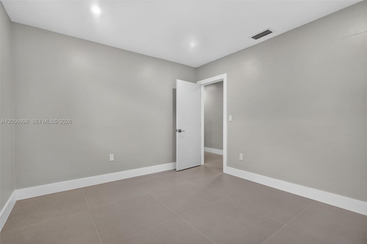 2216 SW 62nd Ave , Miami, FL 33155 Photo