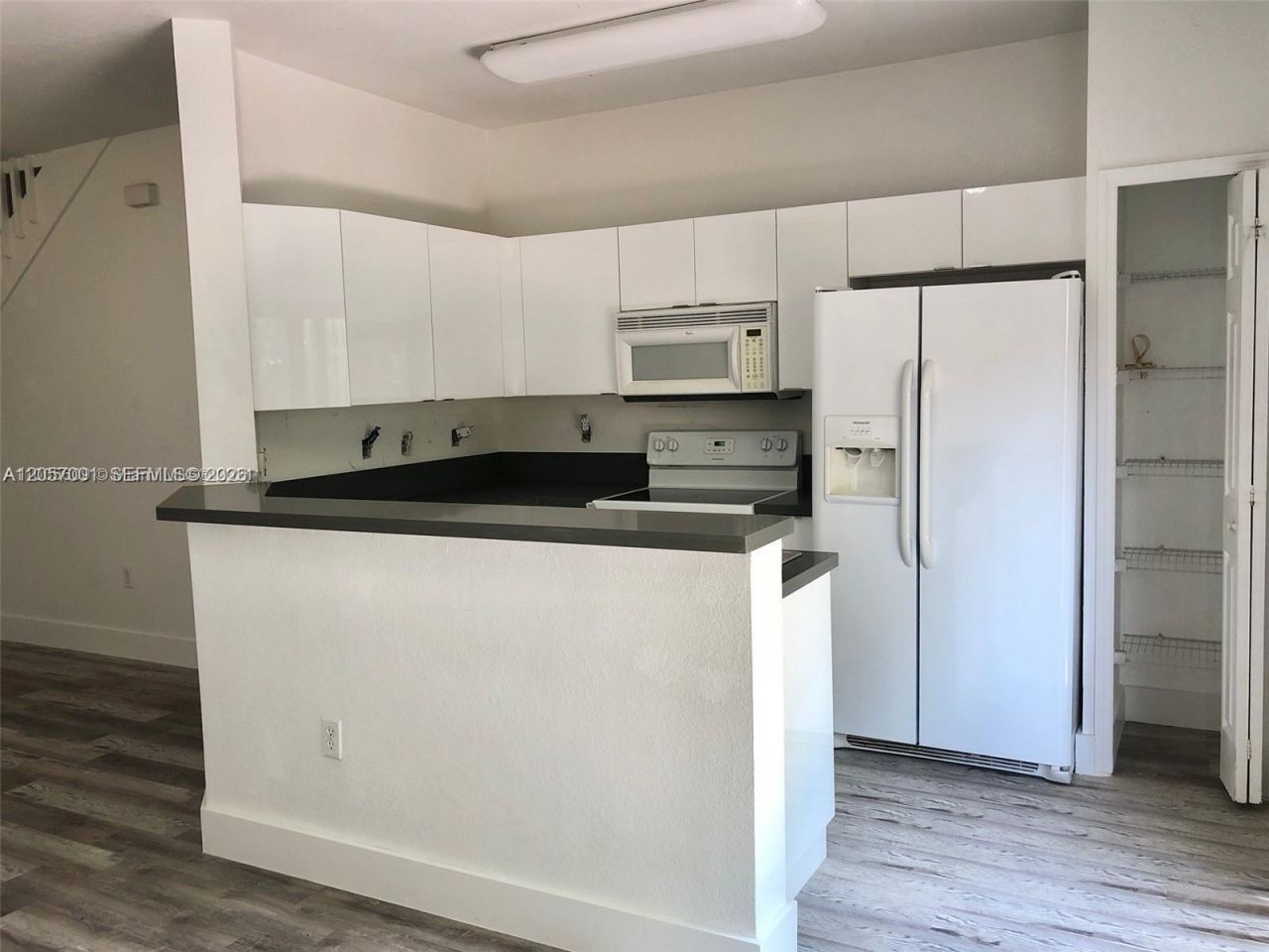 8527 NW 108th Ave , Unit 4-41, Doral, FL 33178 Photo