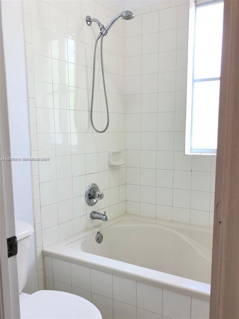 8527 NW 108th Ave , Unit 4-41, Doral, FL 33178 Photo