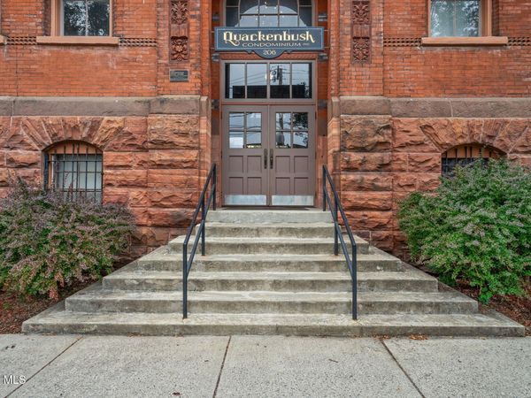 206 N Pearl Street, Unit APT 204, Albany, NY 12207