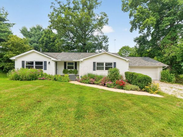 2676 Mink Street SW, Pataskala, OH 43062