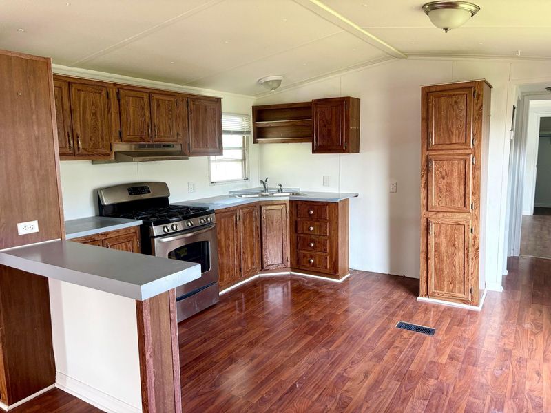 4149 Martinsburg Drive, Columbus, OH 43207 Photo 5