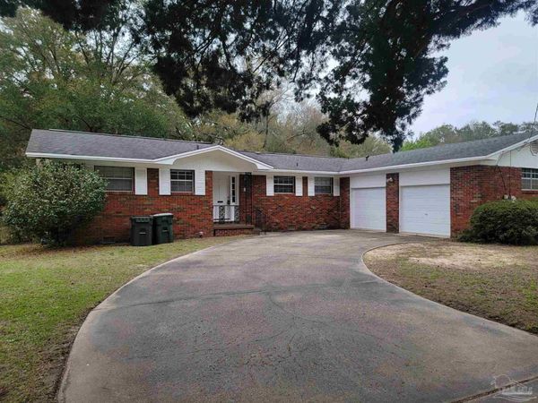 917 N 70th Ave, Pensacola, FL 32506