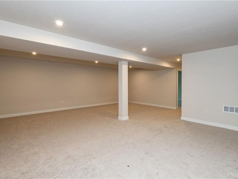 4335 Windflower Drive, Tipp City, OH 45371 Photo 47