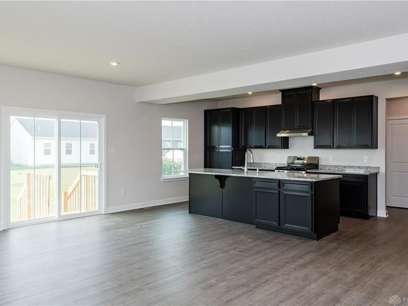 4335 Windflower Drive, Tipp City, OH 45371 Photo 8
