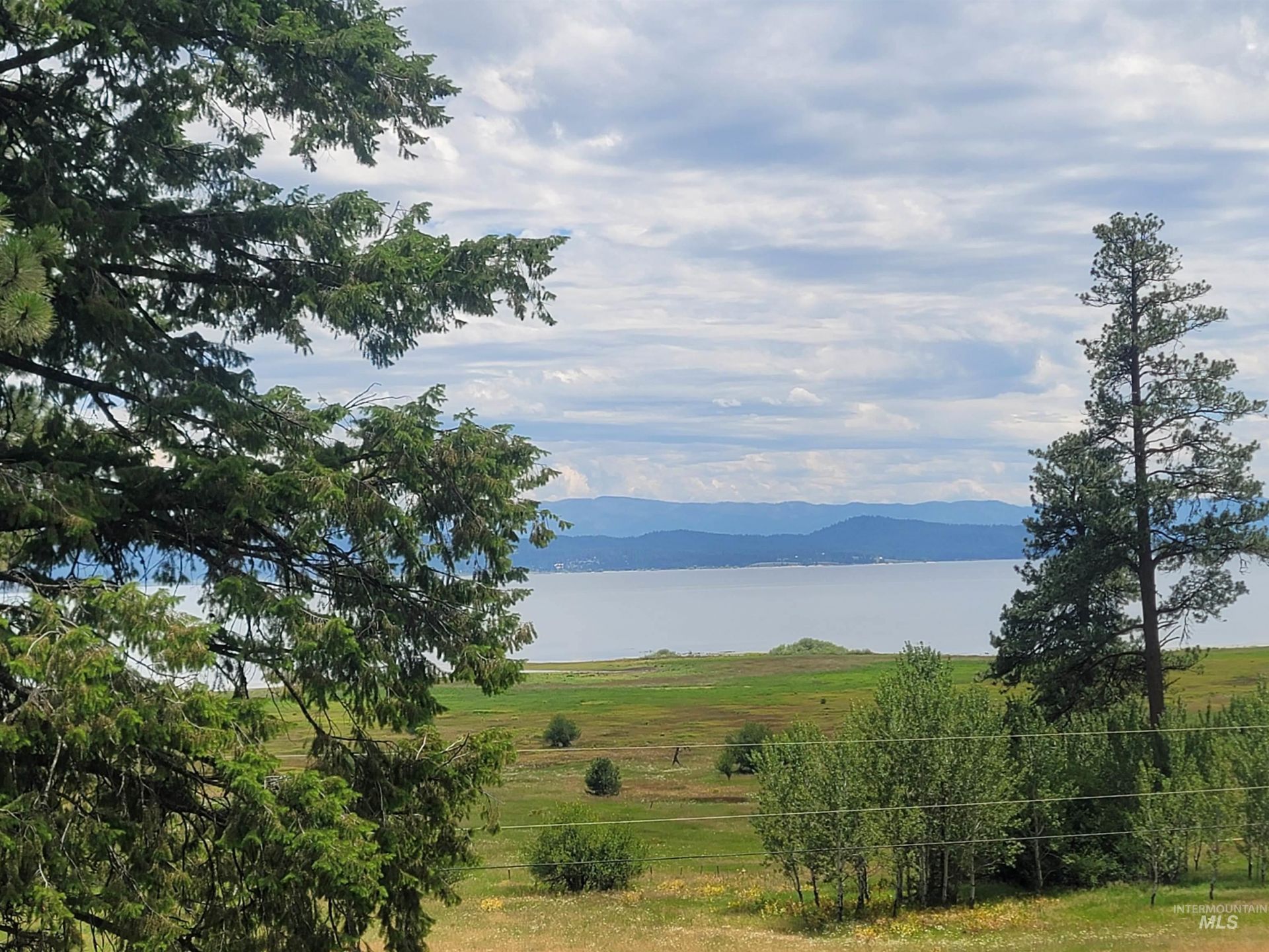 1629 West Mountain Road, Cascade, ID 83611 Main Photo