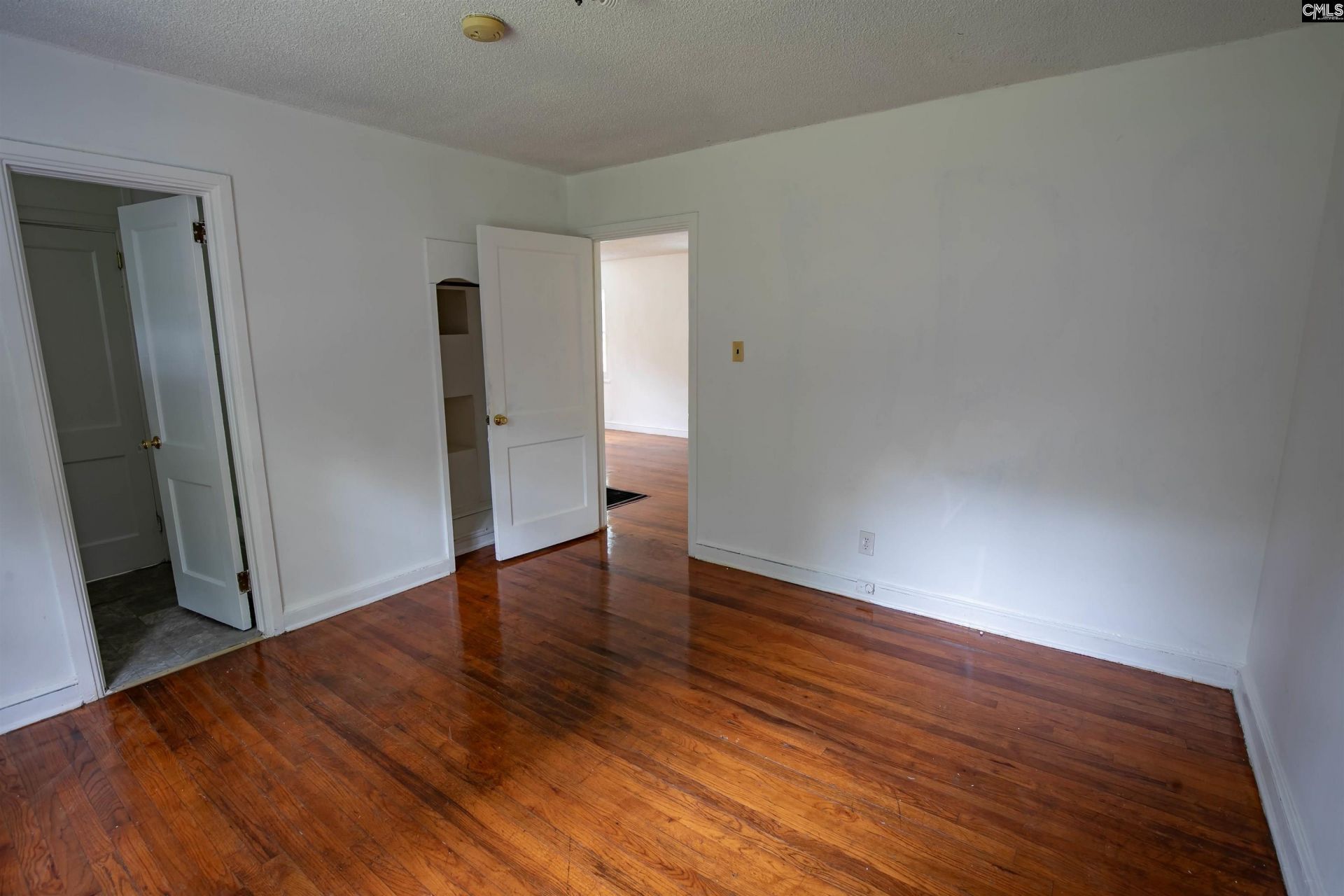 240 Pineneedle Street  Photo 14