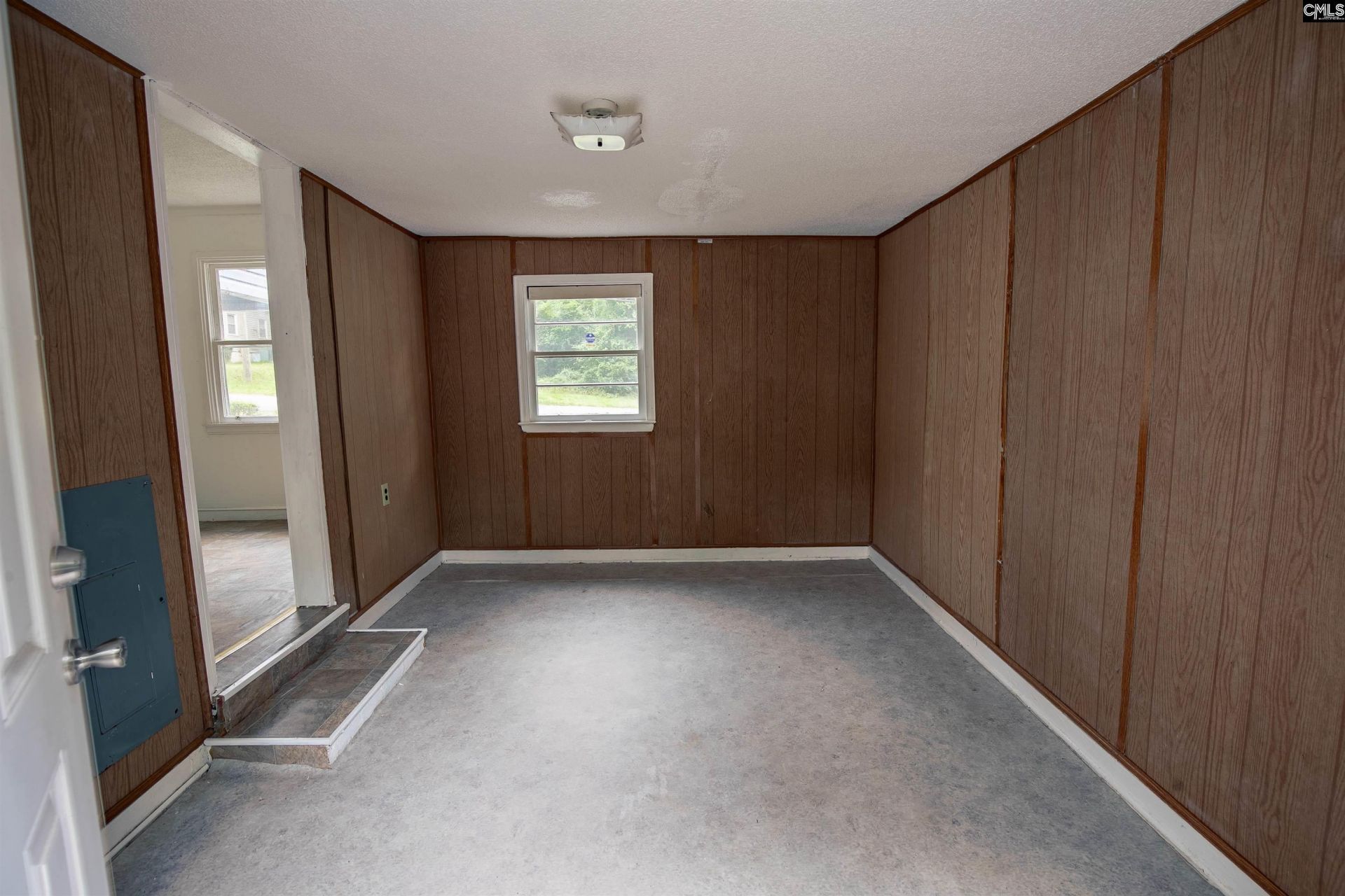 240 Pineneedle Street  Photo 19