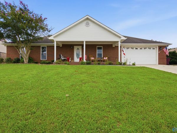 18045 Belmont Circle, Athens, AL 35613