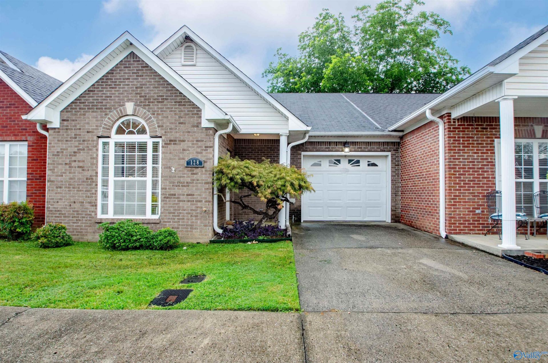 128 Santana Drive Athens, AL 35611