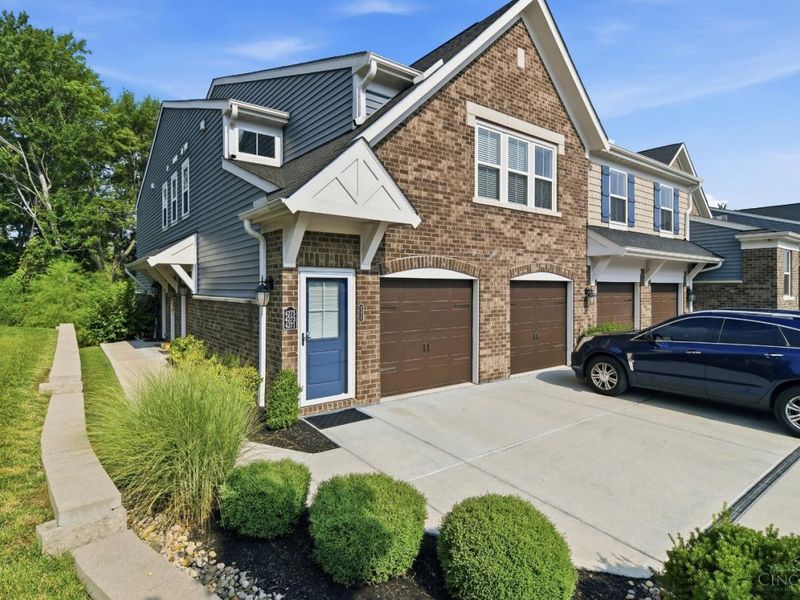 4277 Value Springs Drive, Union Twp, OH 45245 Photo 2