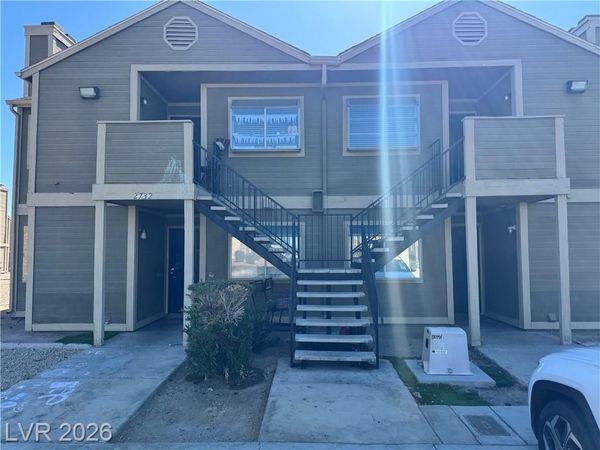 2732 Alicialynn Way , Las Vegas, NV 89121