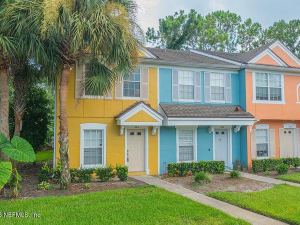 12311 KENSINGTON LAKES Drive, Unit 301, Jacksonville, FL 32246