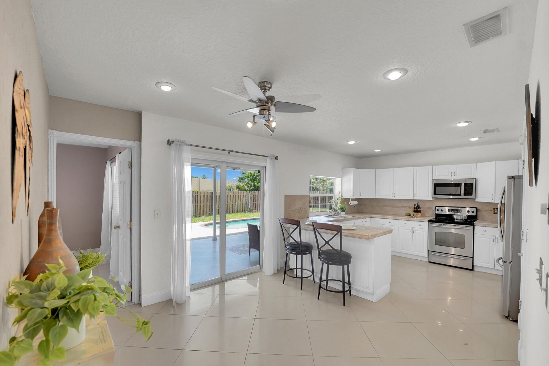 555 NW 50th Place, Boca Raton, FL 33431 Photo