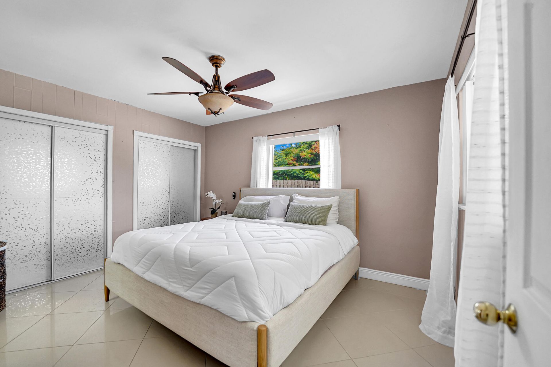555 NW 50th Place, Boca Raton, FL 33431 Photo