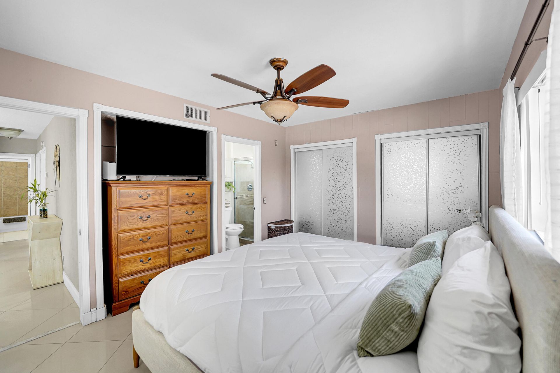 555 NW 50th Place, Boca Raton, FL 33431 Photo