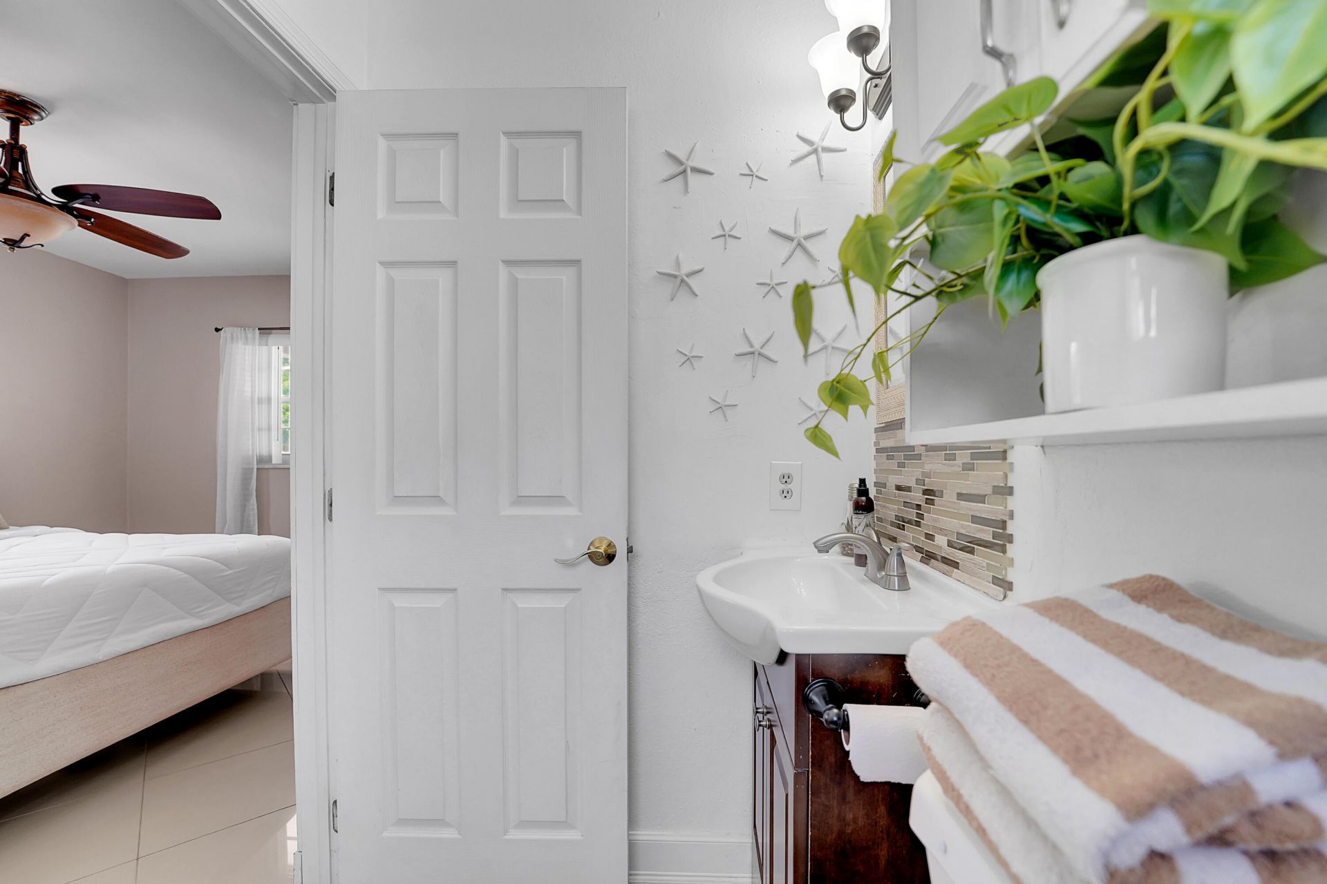 555 NW 50th Place, Boca Raton, FL 33431 Photo