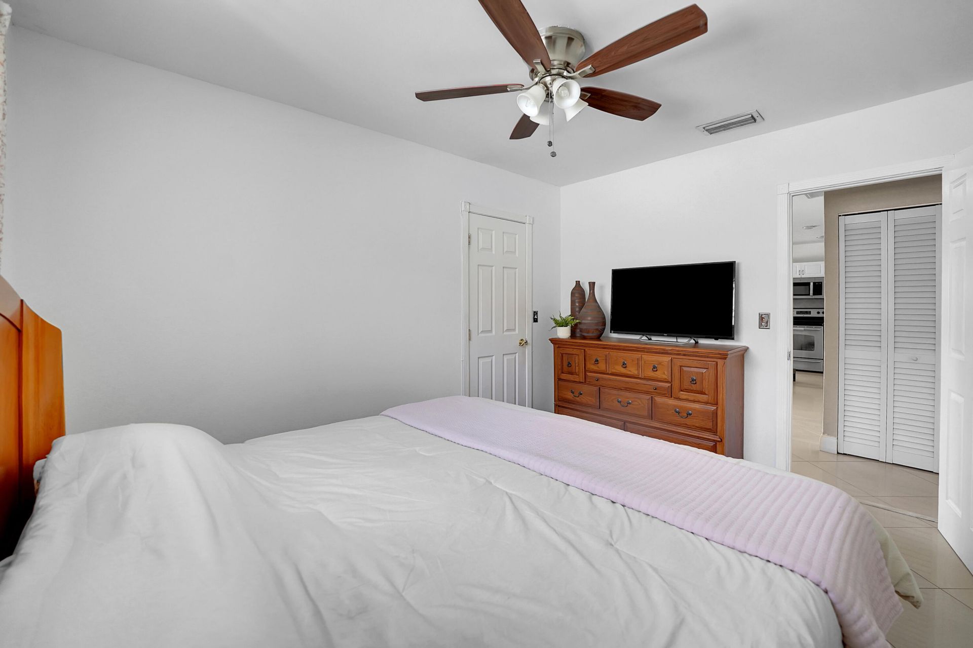555 NW 50th Place, Boca Raton, FL 33431 Photo