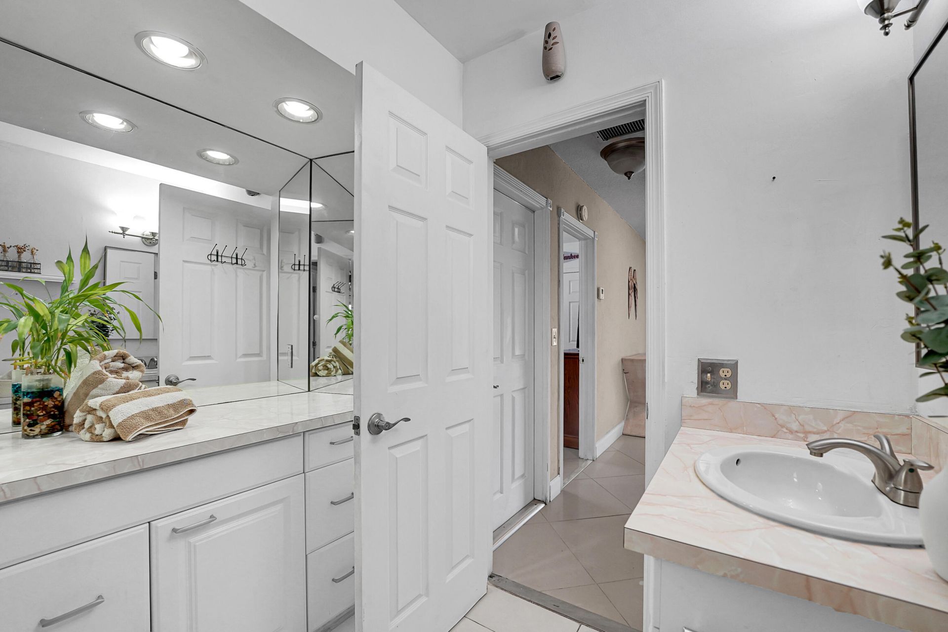555 NW 50th Place, Boca Raton, FL 33431 Photo