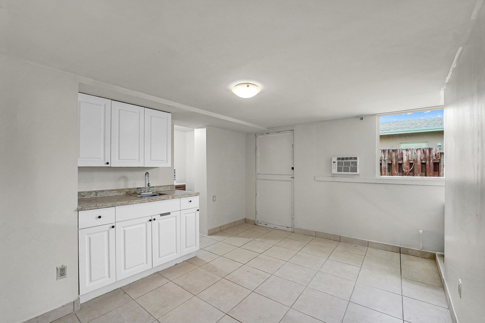 555 NW 50th Place, Boca Raton, FL 33431 Photo
