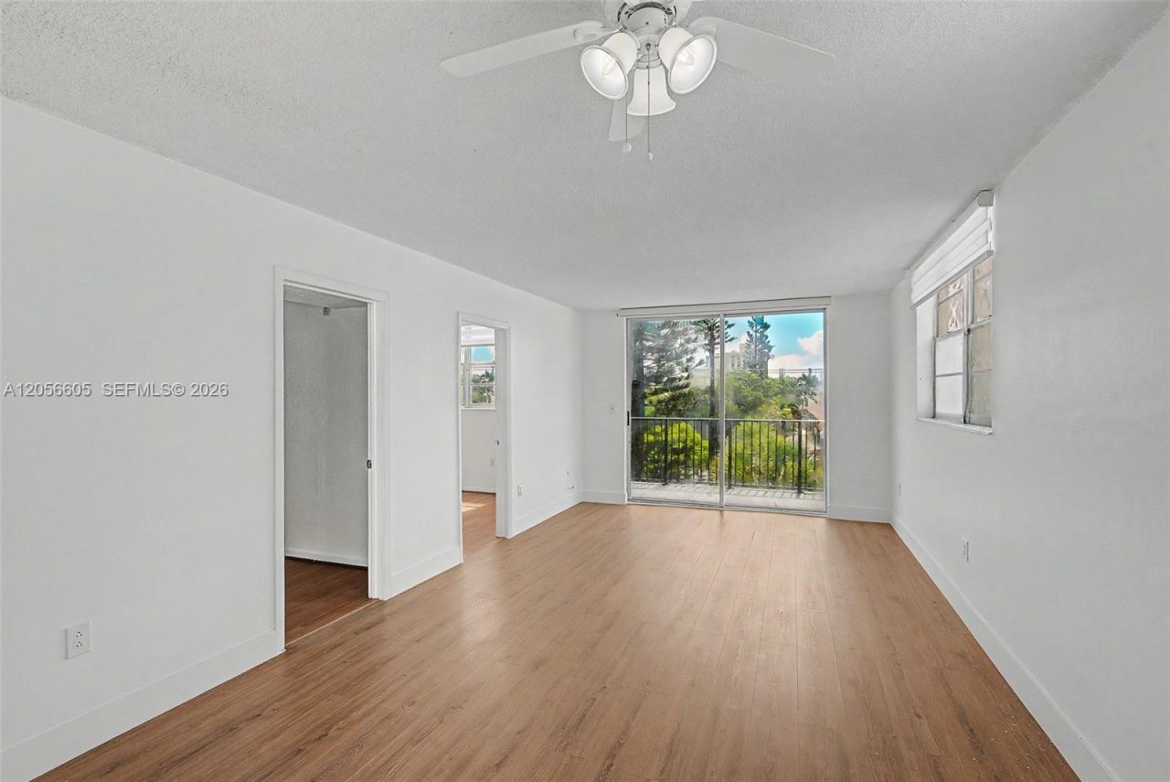 12590 NE 16th Ave, Unit 402, North Miami, FL 33161 Photo