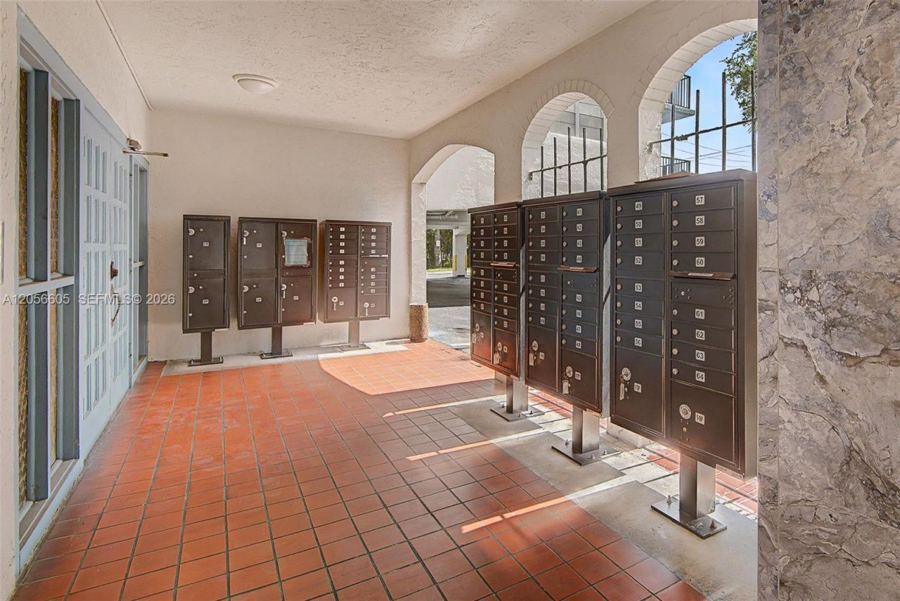 12590 NE 16th Ave, Unit 402, North Miami, FL 33161 Photo