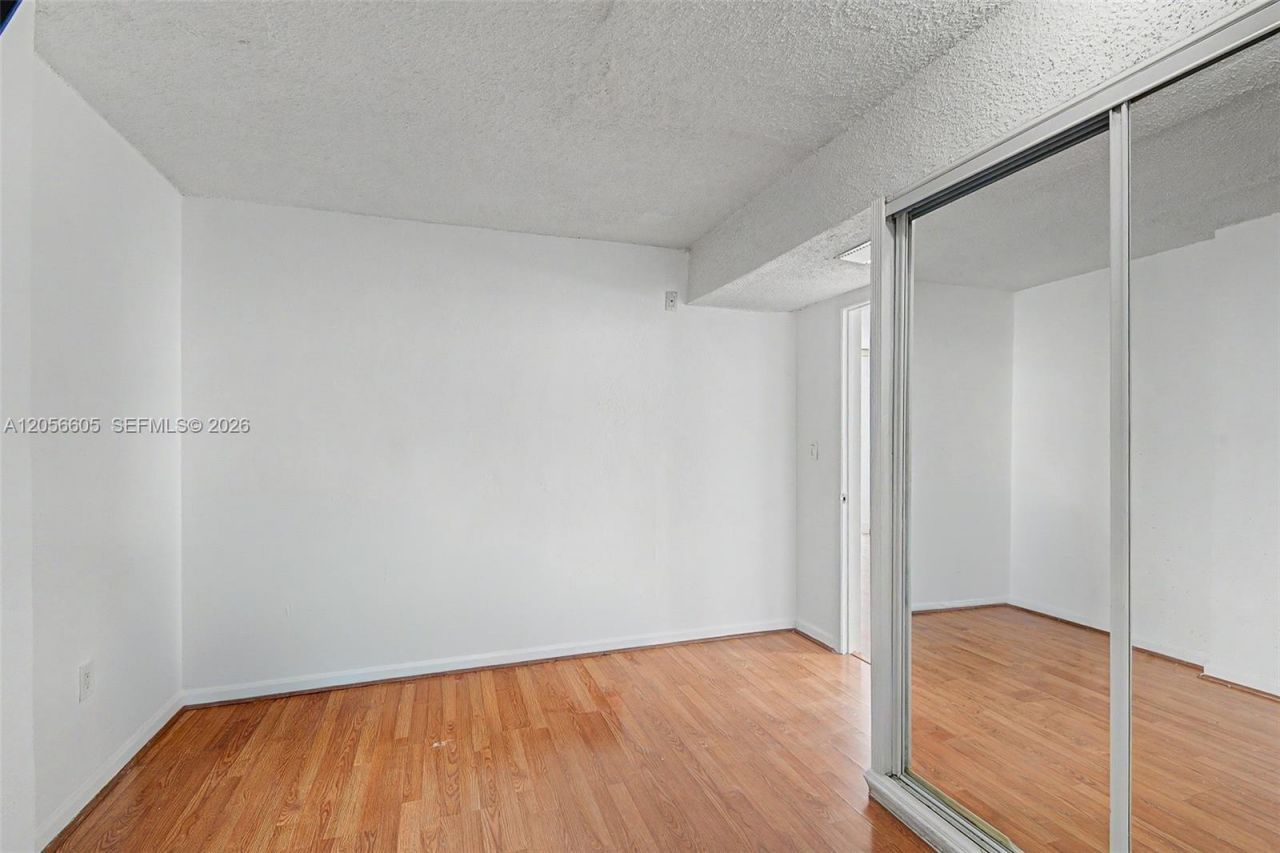 12590 NE 16th Ave, Unit 402, North Miami, FL 33161 Photo