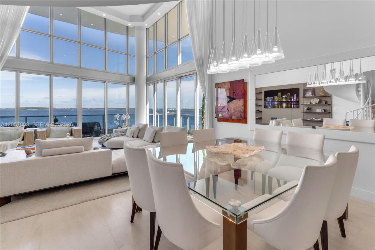 1331 Brickell Bay Dr, Unit BL-48, Miami, FL 33131 Photo