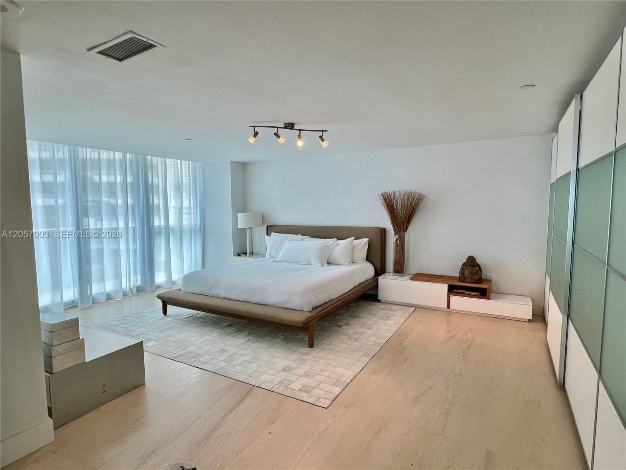 1331 Brickell Bay Dr, Unit BL-48, Miami, FL 33131 Photo