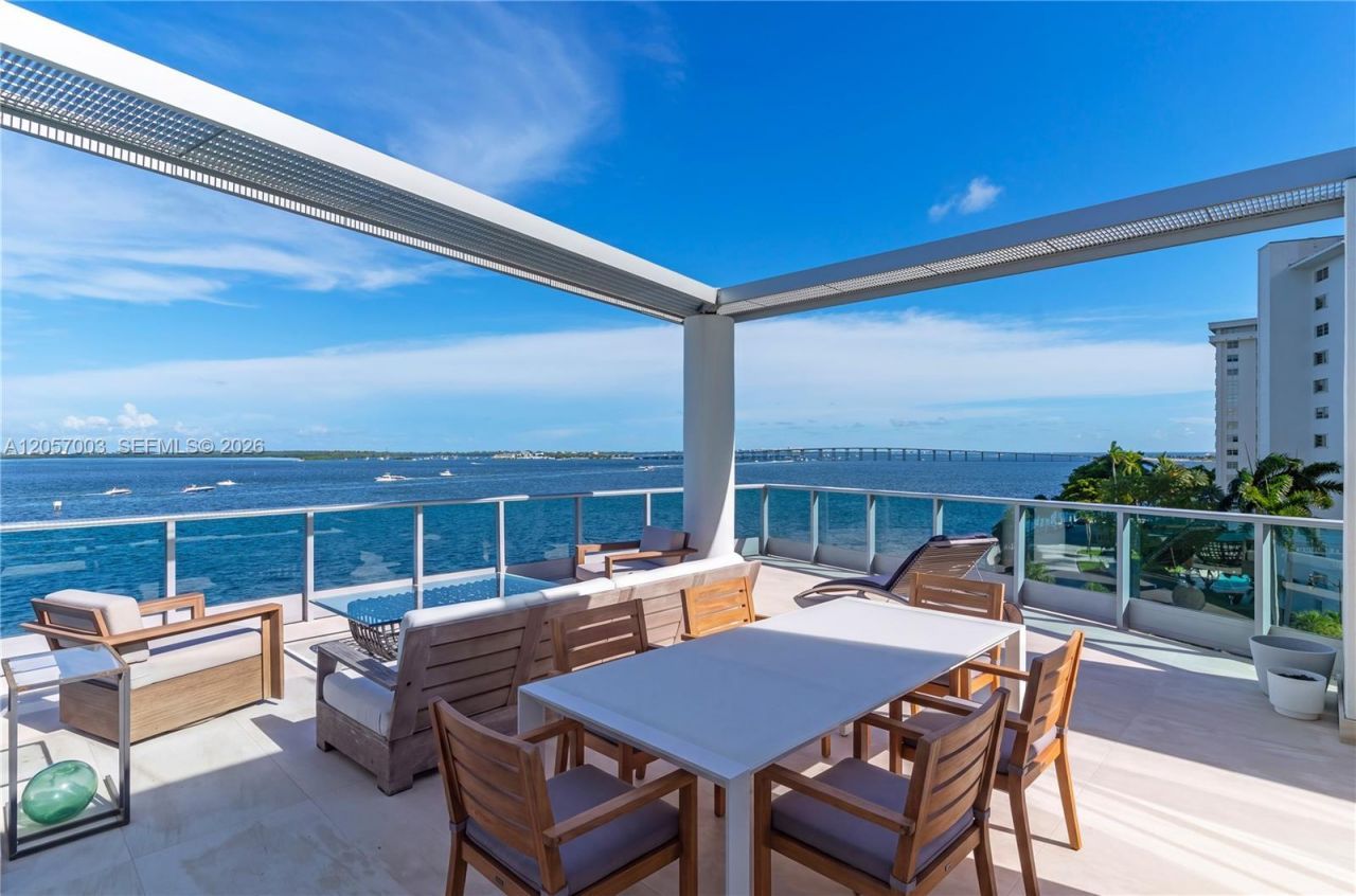 1331 Brickell Bay Dr, Unit BL-48, Miami, FL 33131 Photo