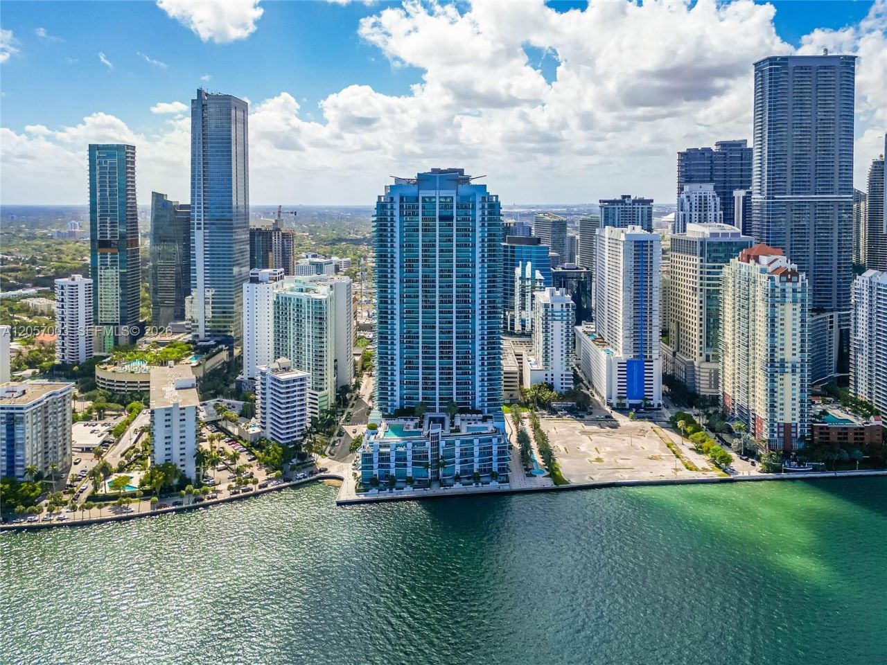 1331 Brickell Bay Dr, Unit BL-48, Miami, FL 33131 Photo