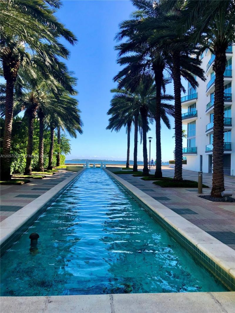 1331 Brickell Bay Dr, Unit BL-48, Miami, FL 33131 Photo